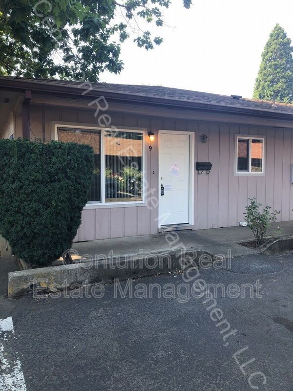 Primary Photo - 109 Gatch St