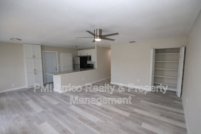 Foto del edificio - 671 Allegheny Dr