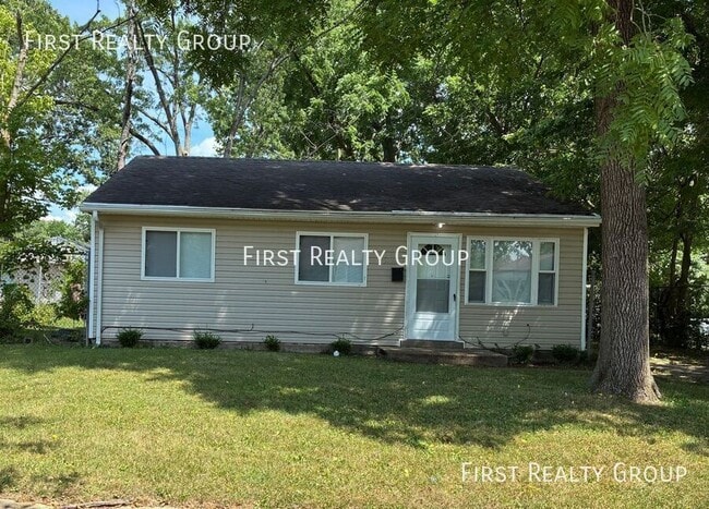 Photo - 3700 Runyon Avenue- House