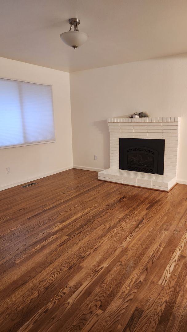 Foto del edificio - Wonderful 3 bedroom home close to schools and shopping!