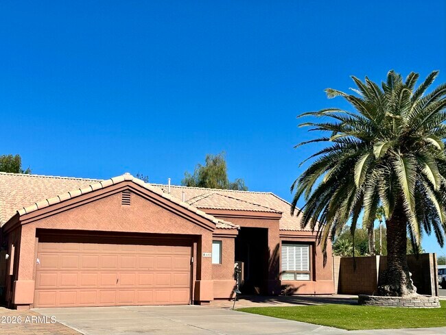 Foto del edificio - 16810 N 62nd Pl