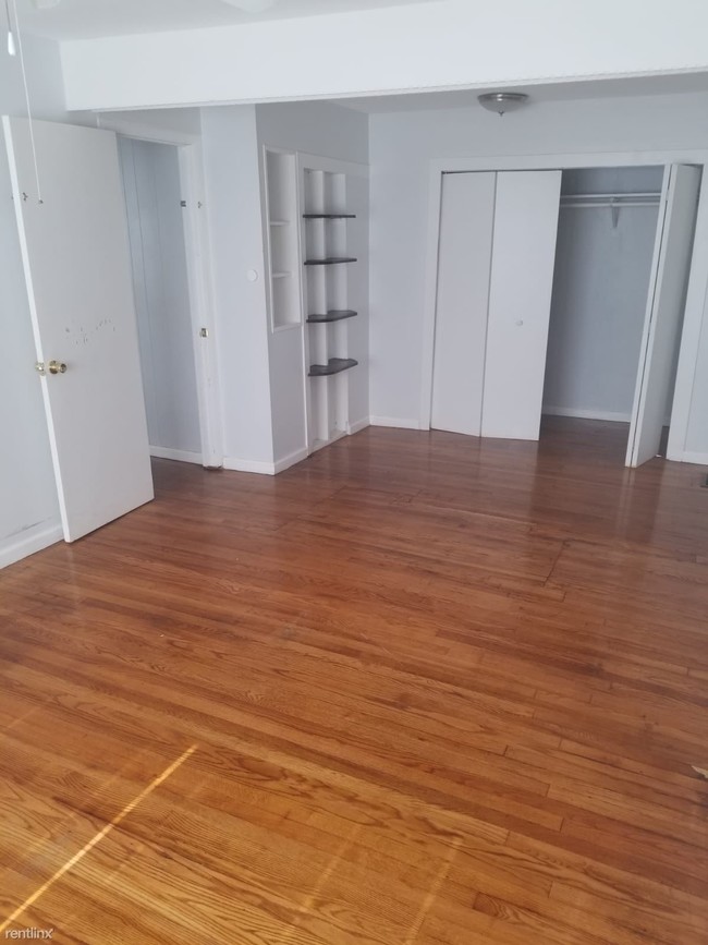 Building Photo - 4 br, 2 bath House - 957 Ella T Grasso Blvd