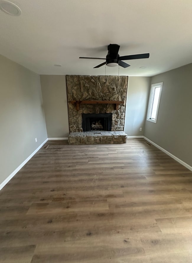 Building Photo - 3 Bed 2 Bath - Muscle Shoals, AL