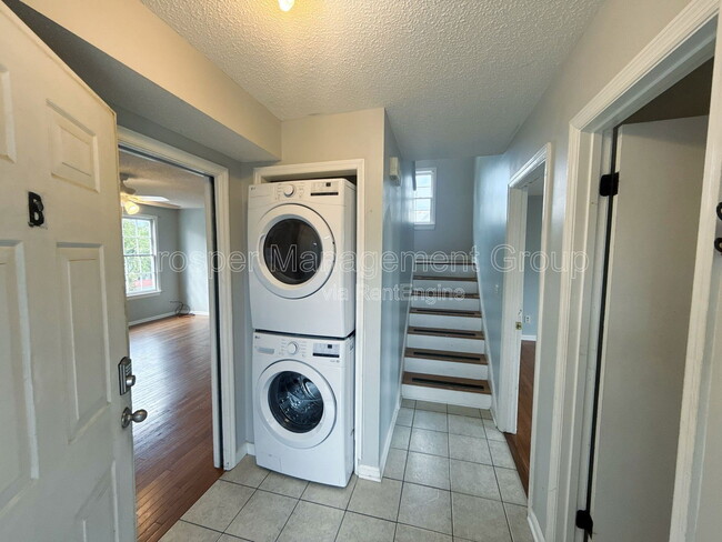 Photo - 40 Reid St House