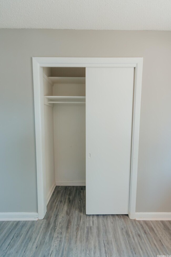 Building Photo - 6512 Juniper Rd