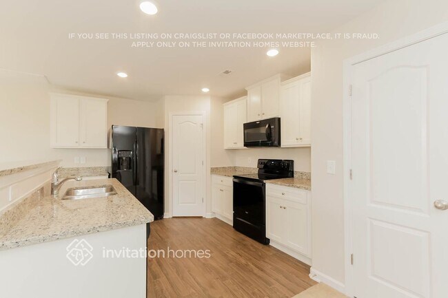 Building Photo - 2256 Latimer Ln