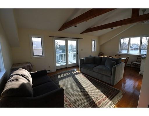 Building Photo - 2 bedroom in Gloucester MA 01930