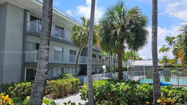 Building Photo - 7401 SW 82nd St