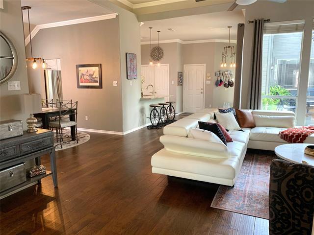 Foto del edificio - 3621 Granbury Dr