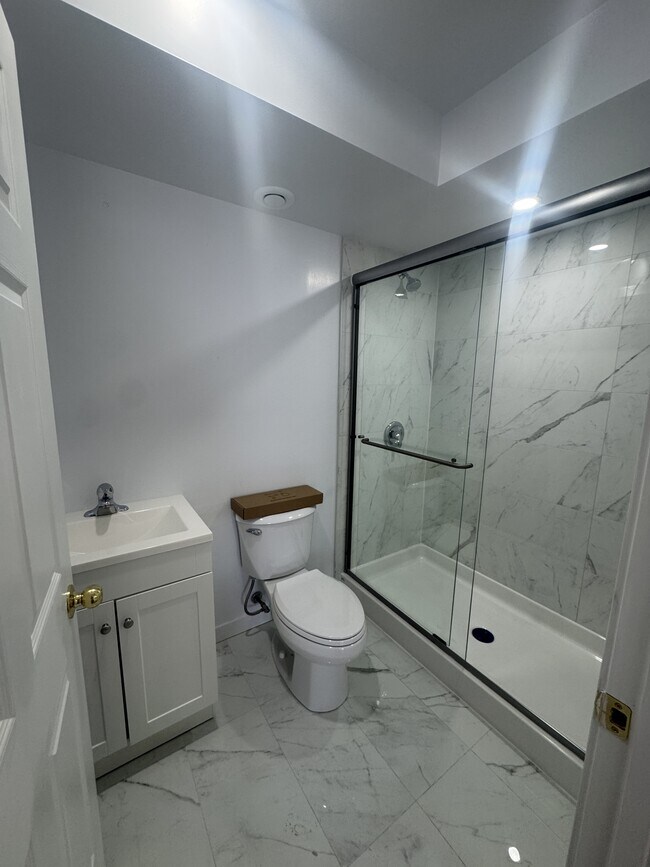 Building Photo - 1016 Maitland Ave