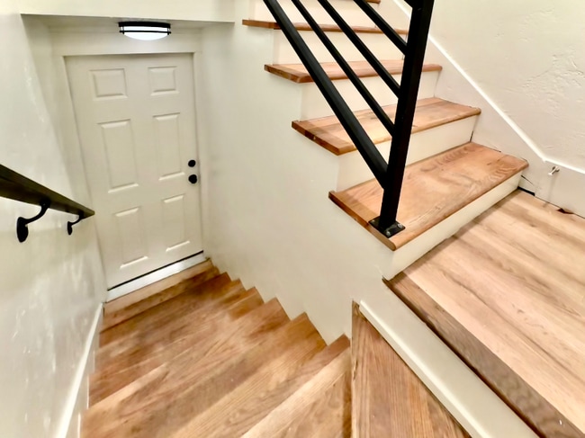 Building Photo - 76 W 200 S St