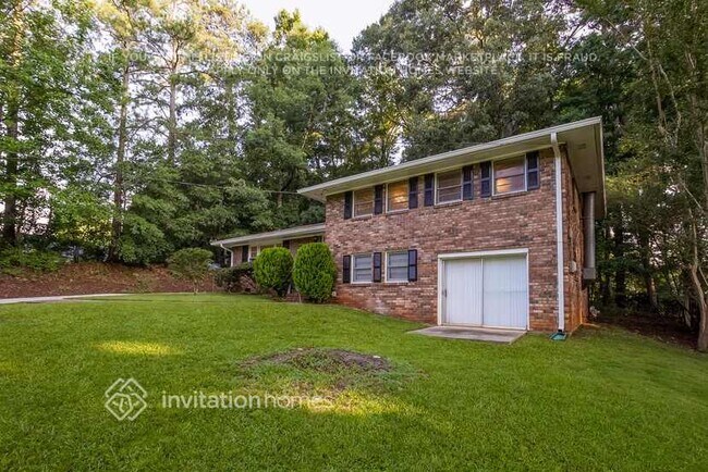 Foto del edificio - 1398 Yates Ave