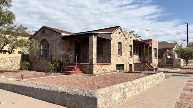 Building Photo - 2731 Idalia Ave