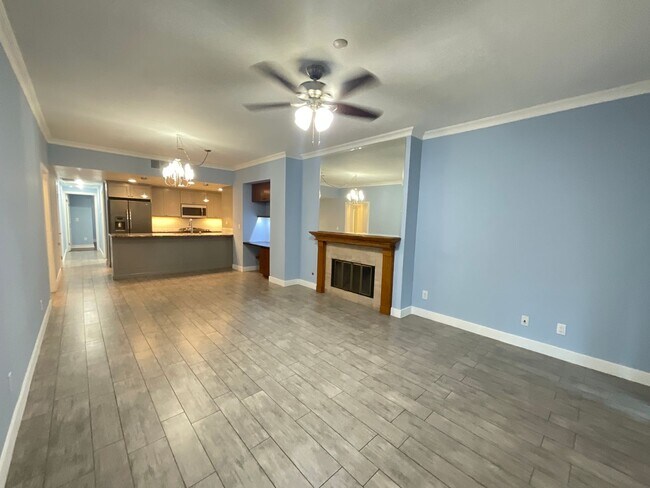 Foto del edificio - Los Caballeros: 1st Floor 2 Bedroom 2 Bath,