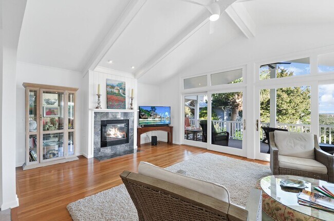 Foto del edificio - AMAZING WRIGHTSVILLE BEACH OFF-SEASON HOME - Now until End of April 2026