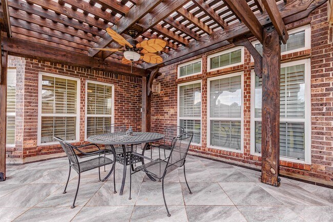 Foto del edificio - 20307 Cortina Valley Dr