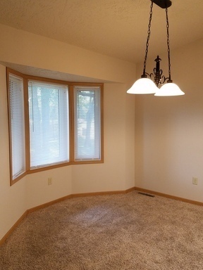 Building Photo - West Oaks 2 Bedroom Condo