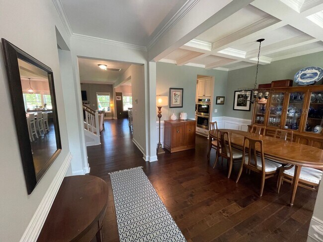 Foto del edificio - Stunning 5 Bed 3 Bath Home in Anderson Creek Club
