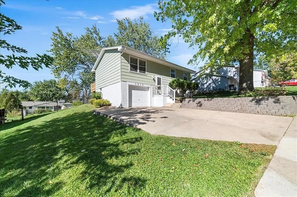 1616 23rd St NW, Cedar Rapids, IA 52405 House Rental in Cedar Rapids