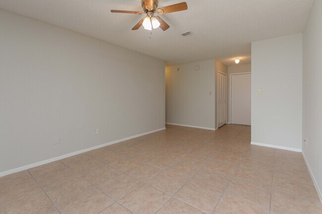 Foto del edificio - Great Location 3/2