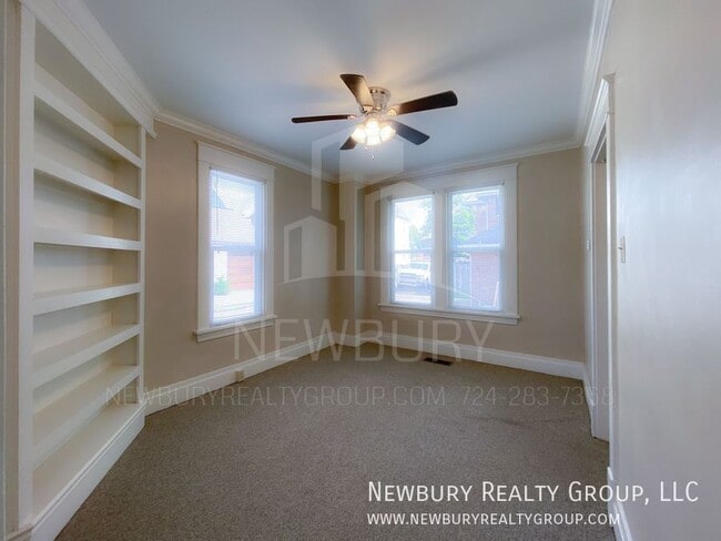 Foto del edificio - 317 Wilson Ave