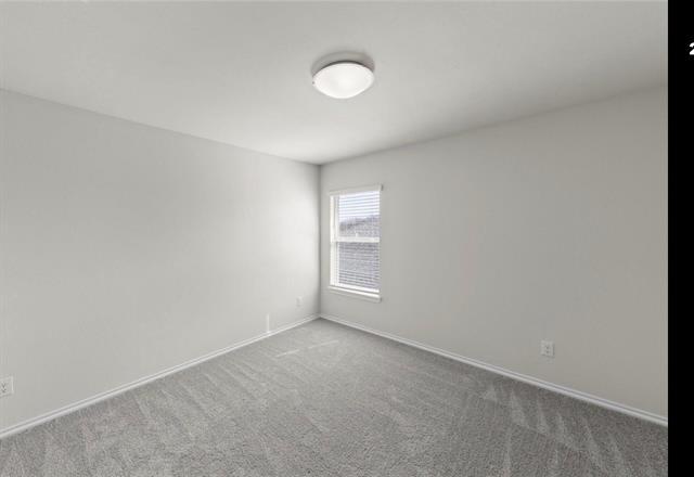 Foto del edificio - 2112 Sesaro Dr