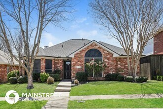 Building Photo - 922 Kim Ln