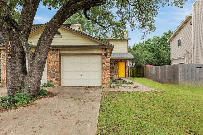 Building Photo - 13354 Water Oak Ln