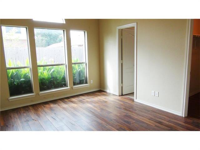Foto del edificio - 260 Flatwood Dr