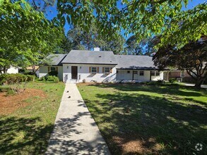 Building Photo - 2518 Dartmouth Dr