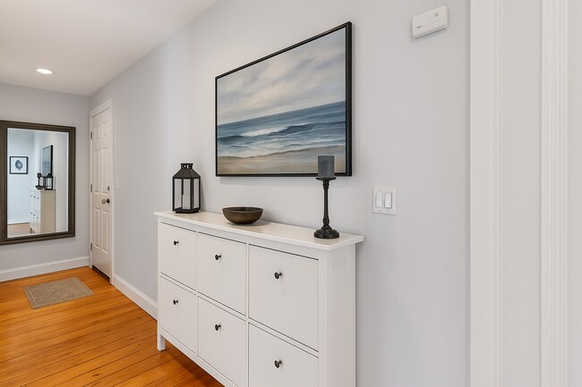 Pasillo - 25 Essex St