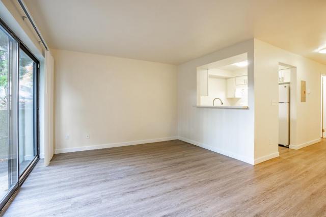 Building Photo - 1 bedroom in Seattle WA 98117