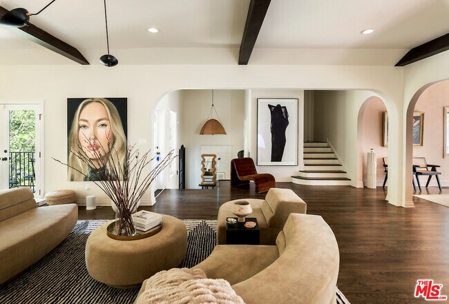 Foto del edificio - 5500 Red Oak Dr