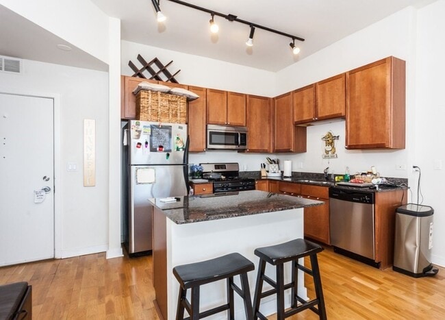 Foto del edificio - 901 W Madison St