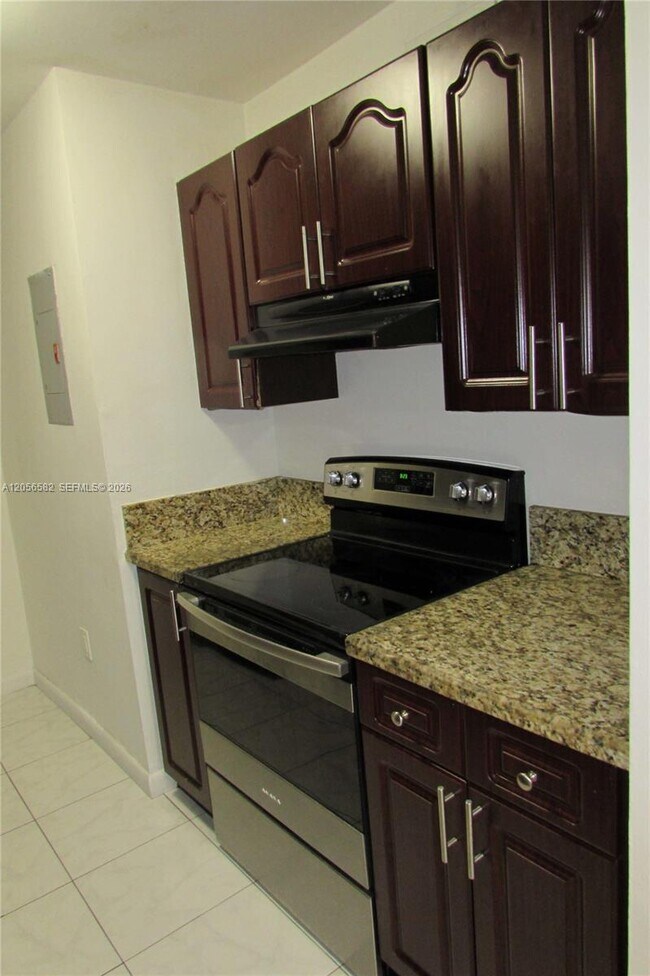 Foto del edificio - 7411 SW 152nd Ave