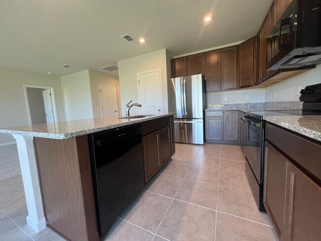 Building Photo - New Build Beautiful  3 bedroom 2 bathroom ...