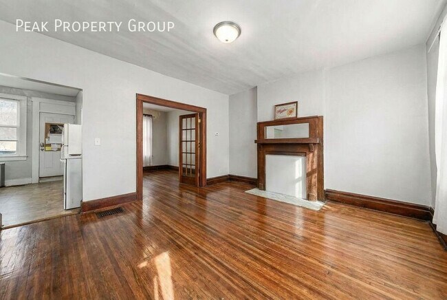 Foto del edificio - 396 E Northwood Ave