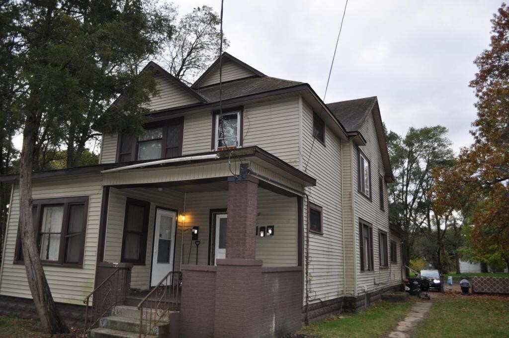 Primary Photo - 539 Marquette Ave