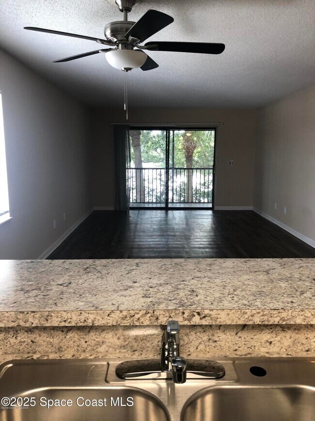 Building Photo - 2917 Regency Dr