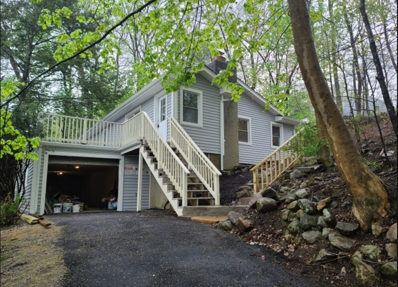 Foto principal - 105 Hillside Rd
