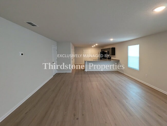 Foto del edificio - 5407 Potomac Ave