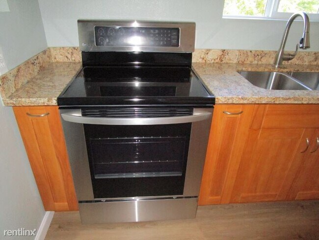 Building Photo - 2 br, 2 bath House - 11924 Clear Creek Rd NW