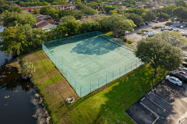 Aerial Photo - Country Club Tower