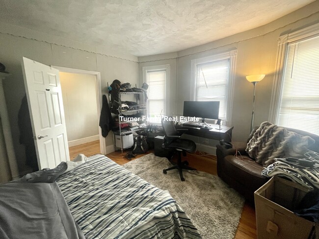 Foto del edificio - 366 Highland Ave