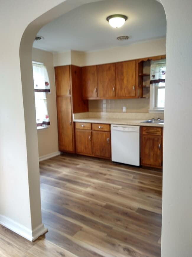Building Photo - 308 Ryder Ave