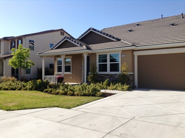 Building Photo - 925 Fulton Way