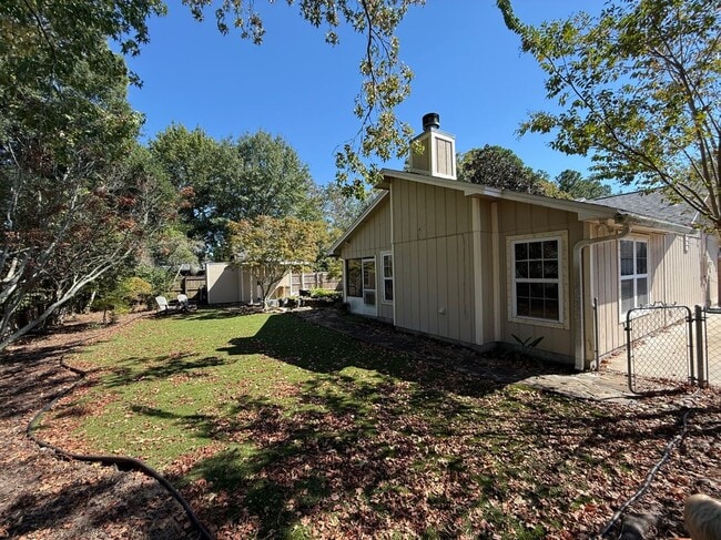 Foto del edificio - 257 Terrance Ln