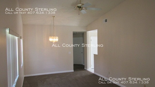 Building Photo - Great 3/2 Duplex In Convenient Location