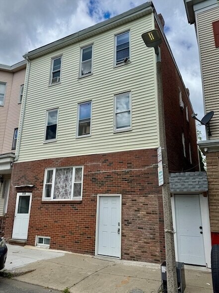 Building Photo - 230 Havre St