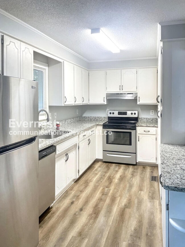 Building Photo - 6441 Osprey Trail